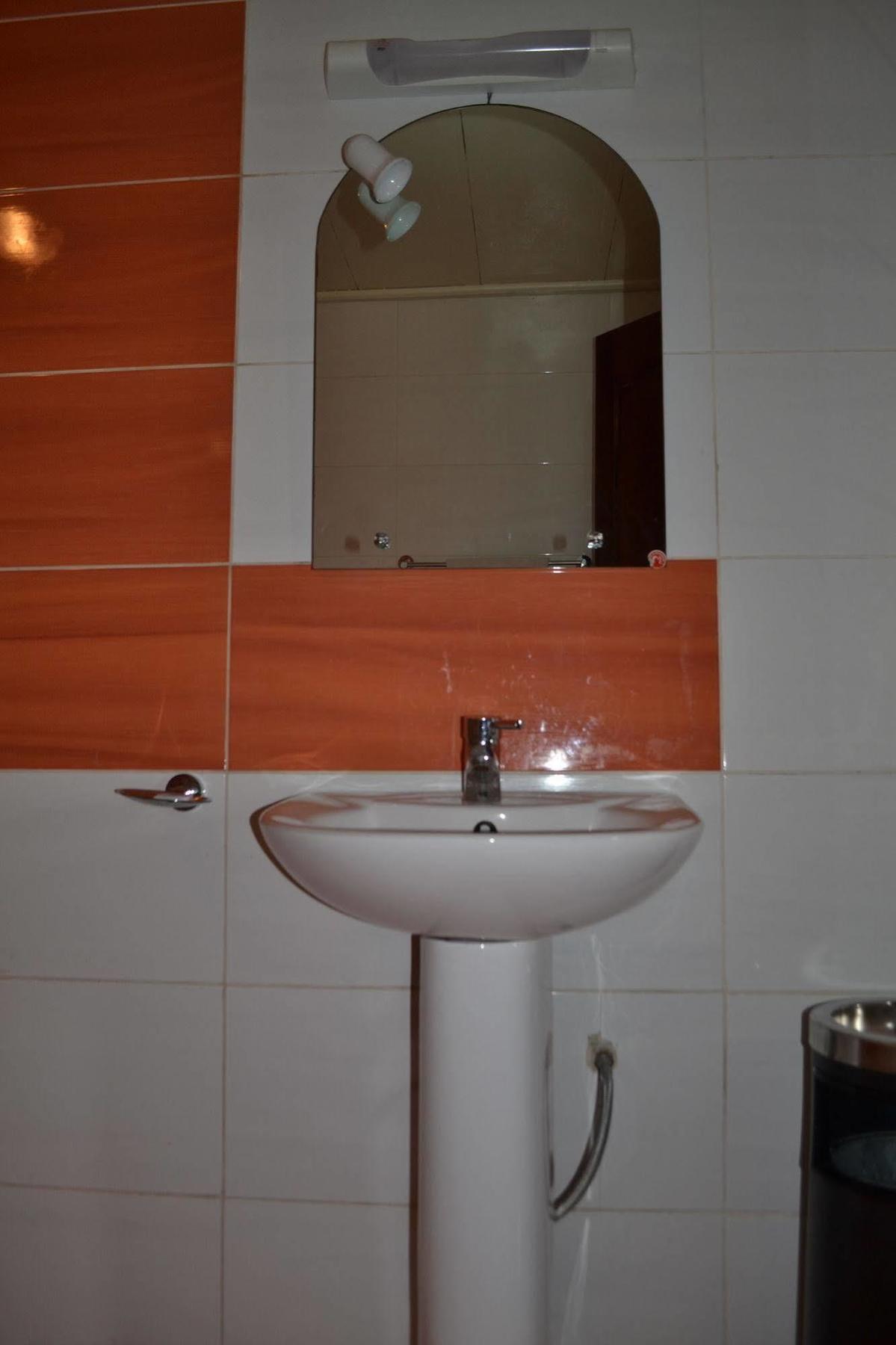 Hotel Lumiere Akwa Douala Eksteriør bilde