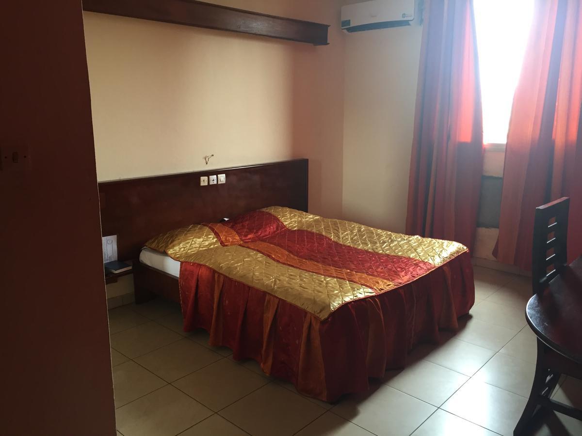 Hotel Lumiere Akwa Douala Eksteriør bilde